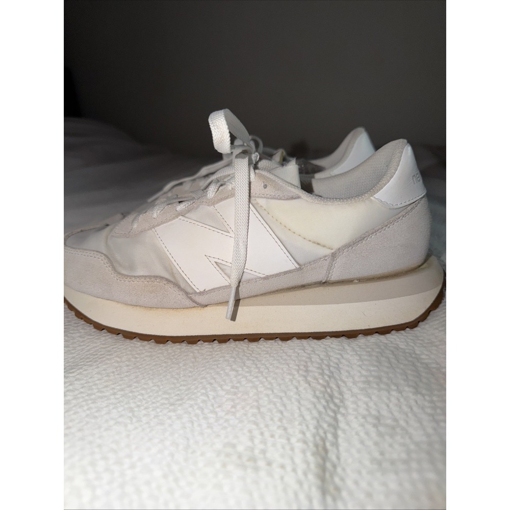 New Balance Women's 237 Classic Sneaker, Nimbus Cloud/White/Moonbeam, W10 M8.5